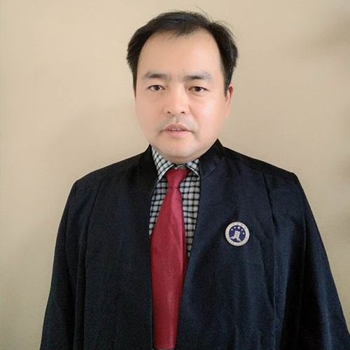 王自強